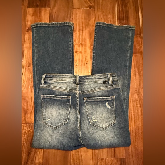Risen Jeans High Rise Patched Ankle
Flares size 3/26 - Picture 5 of 13